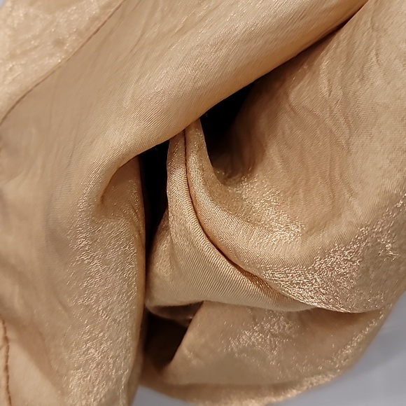 Elegant Vintage Shiny Lightweight Blouse - Picture 8 of 14